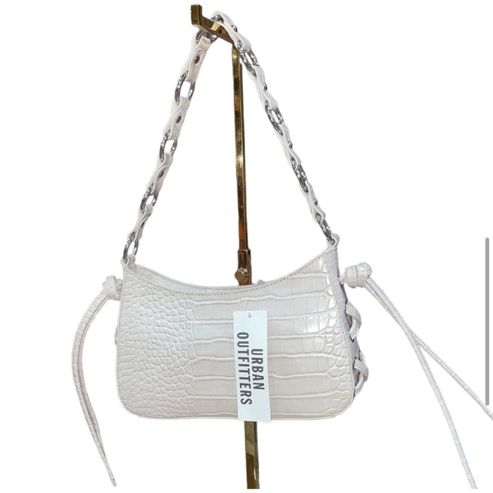 UO Kez Baguette purse